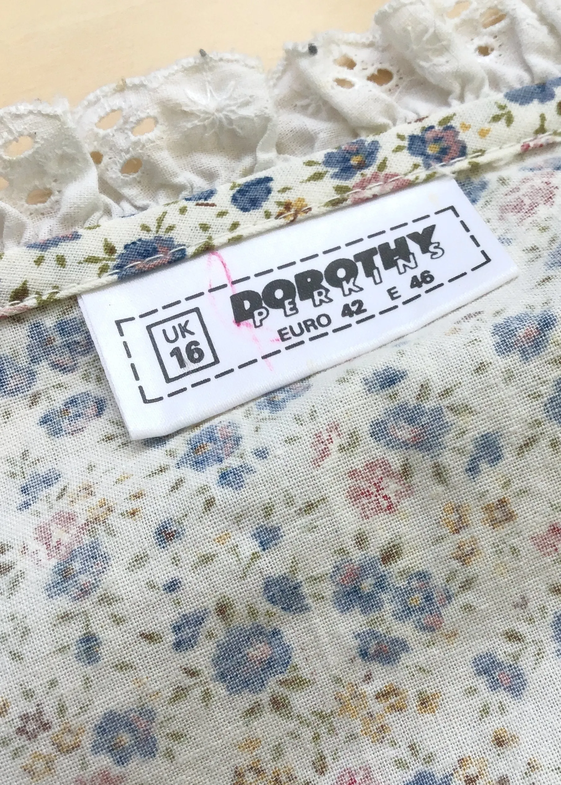 1970s Vintage Ditsy Floral Cotton Blouse Jacket • Dorothy Perkins • 42"